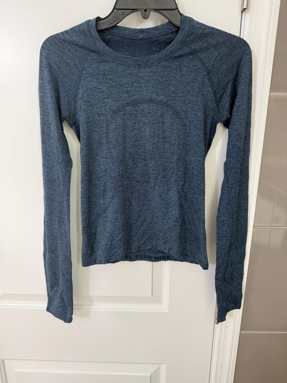 lululemon athletica Long-Sleeve Seamless Crew Top - Slate Blue